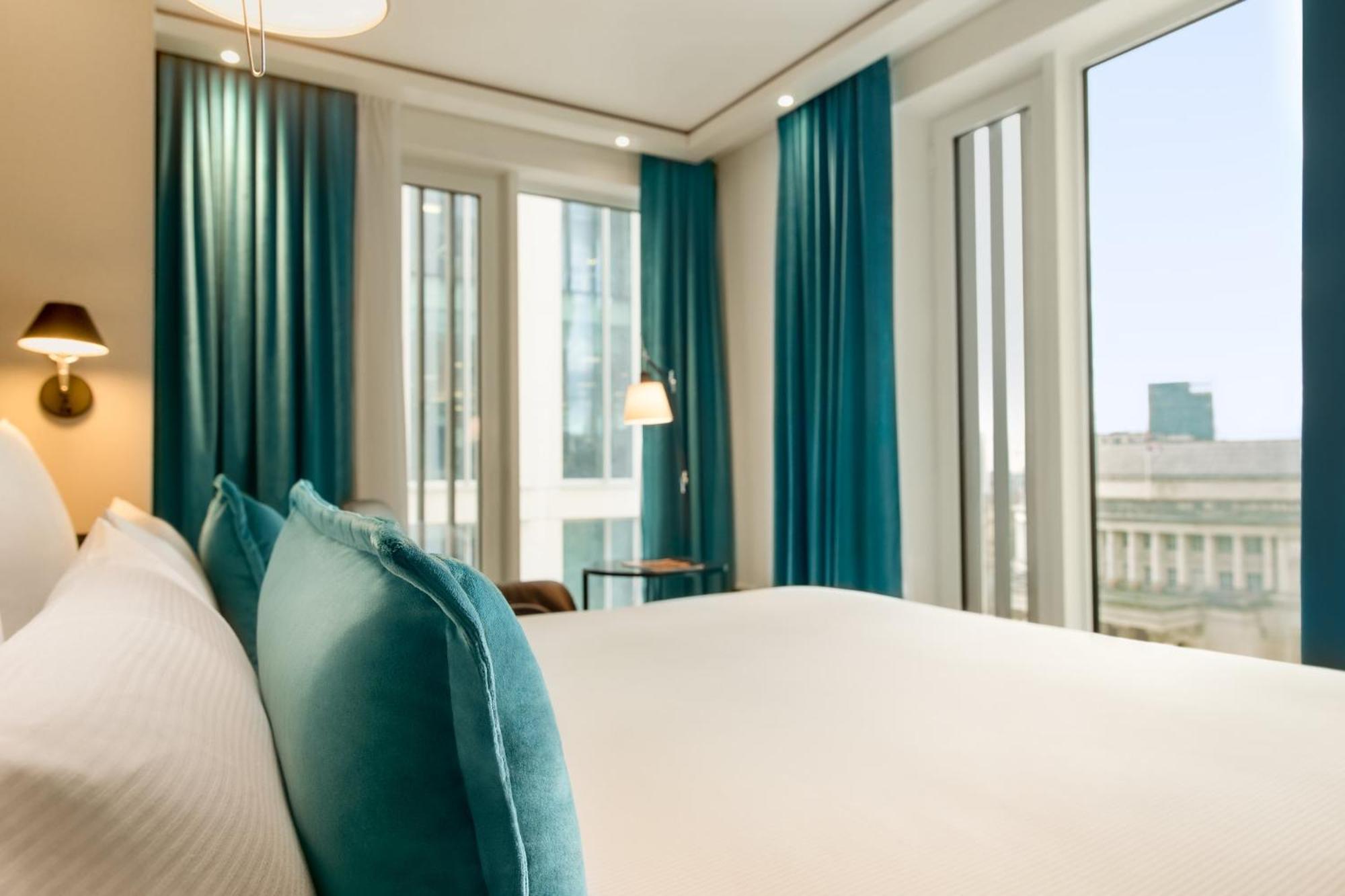 Motel One Manchester-St. Peter'S Square Екстериор снимка