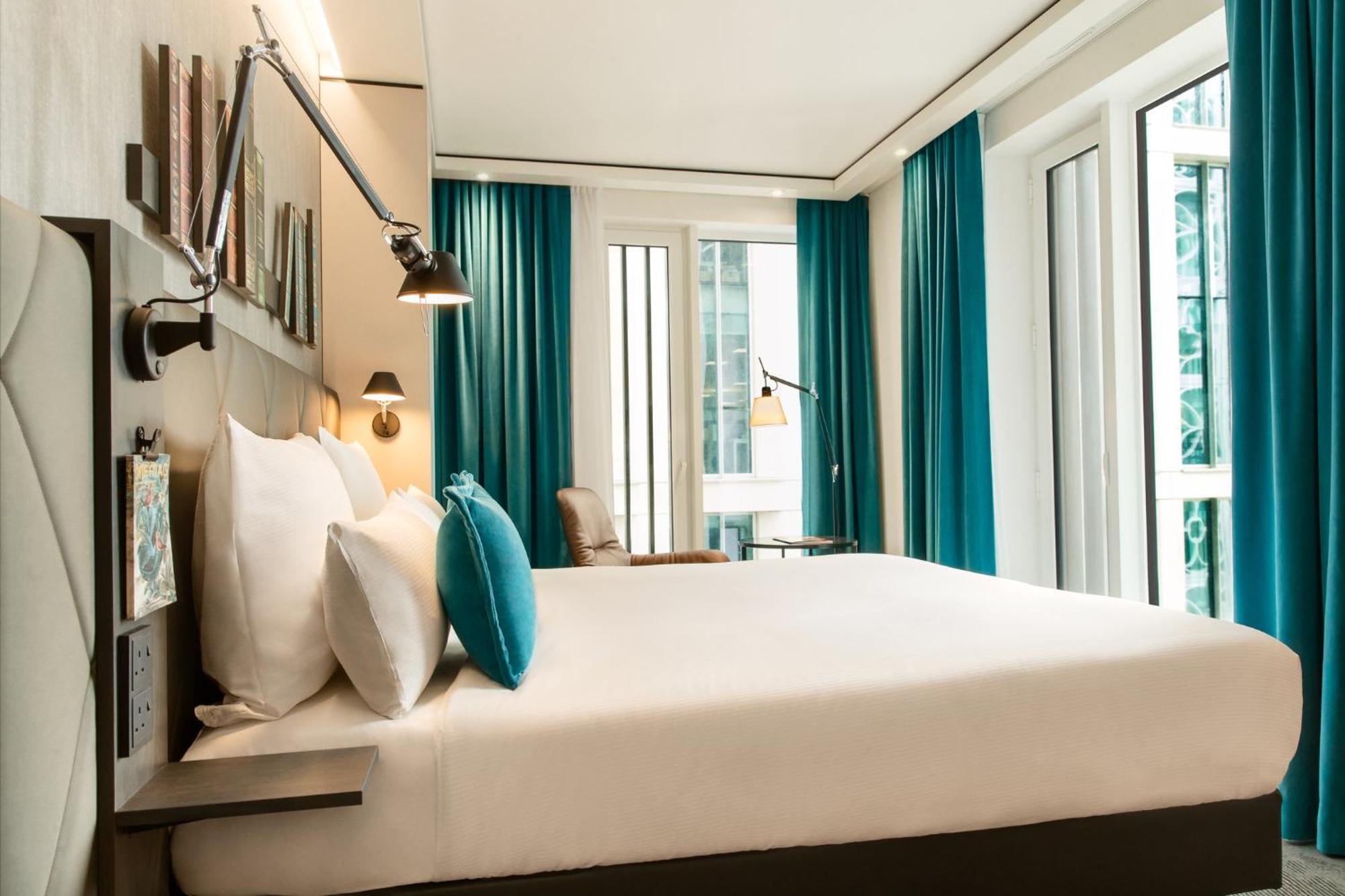 Motel One Manchester-St. Peter'S Square Екстериор снимка