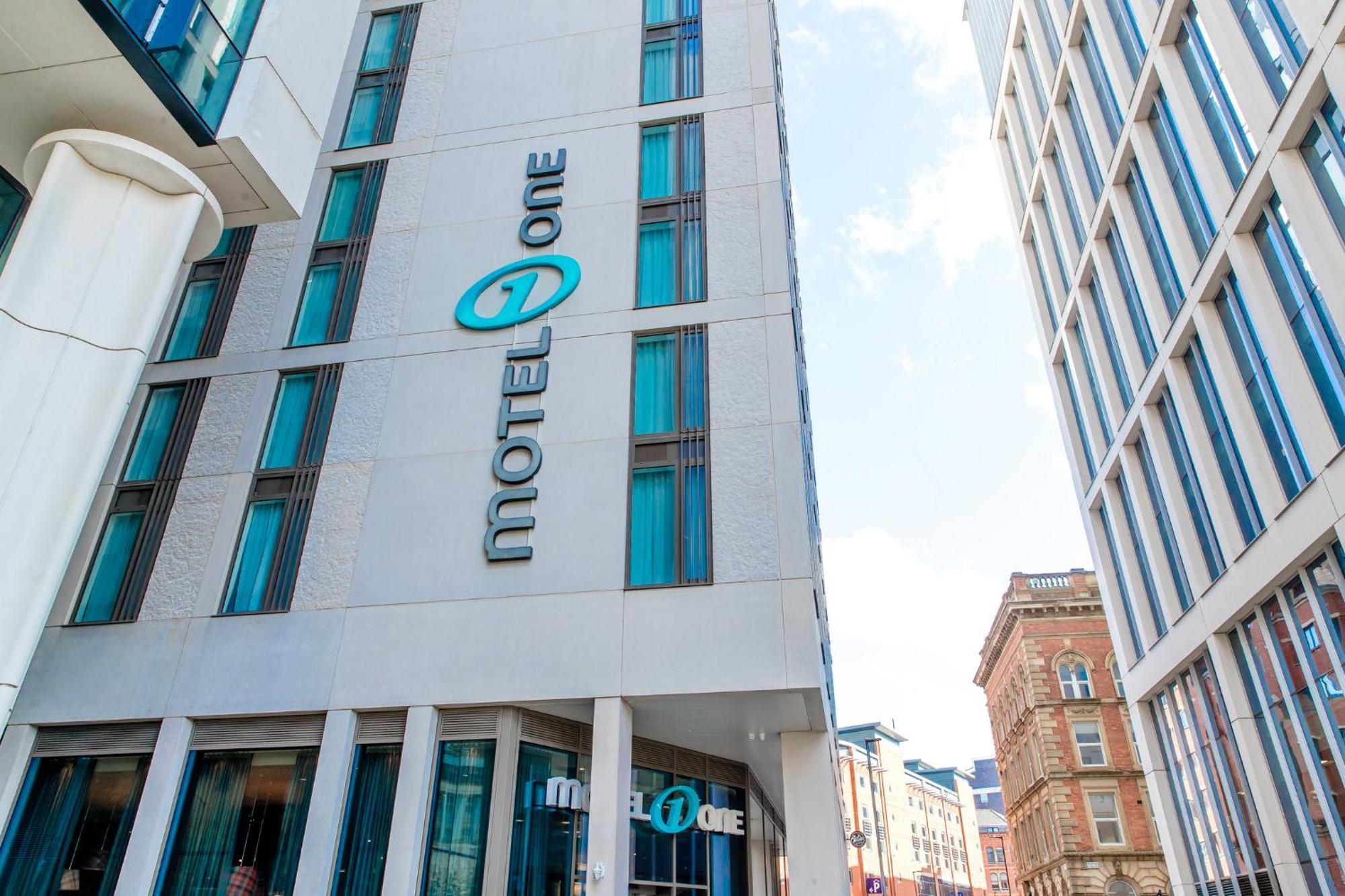 Motel One Manchester-St. Peter'S Square Екстериор снимка